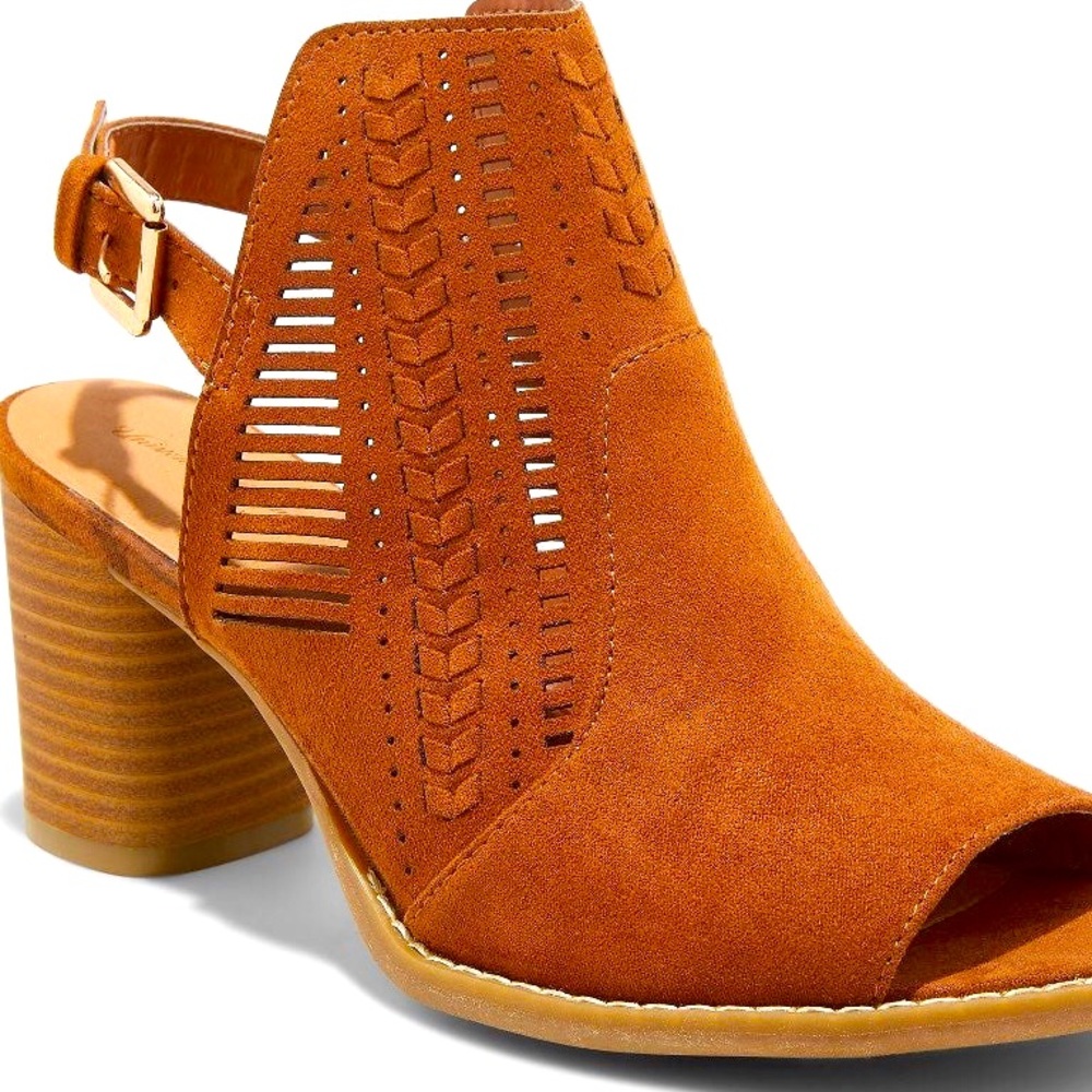 NWT Universal Thread Slingback Open Toe Bootie 11